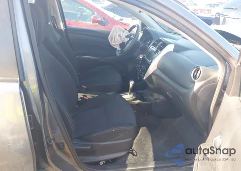 2018 Nissan Versa 1.6 Sv z USA, uszkodzony, nr VIN 3N1CN7AP0JL840340